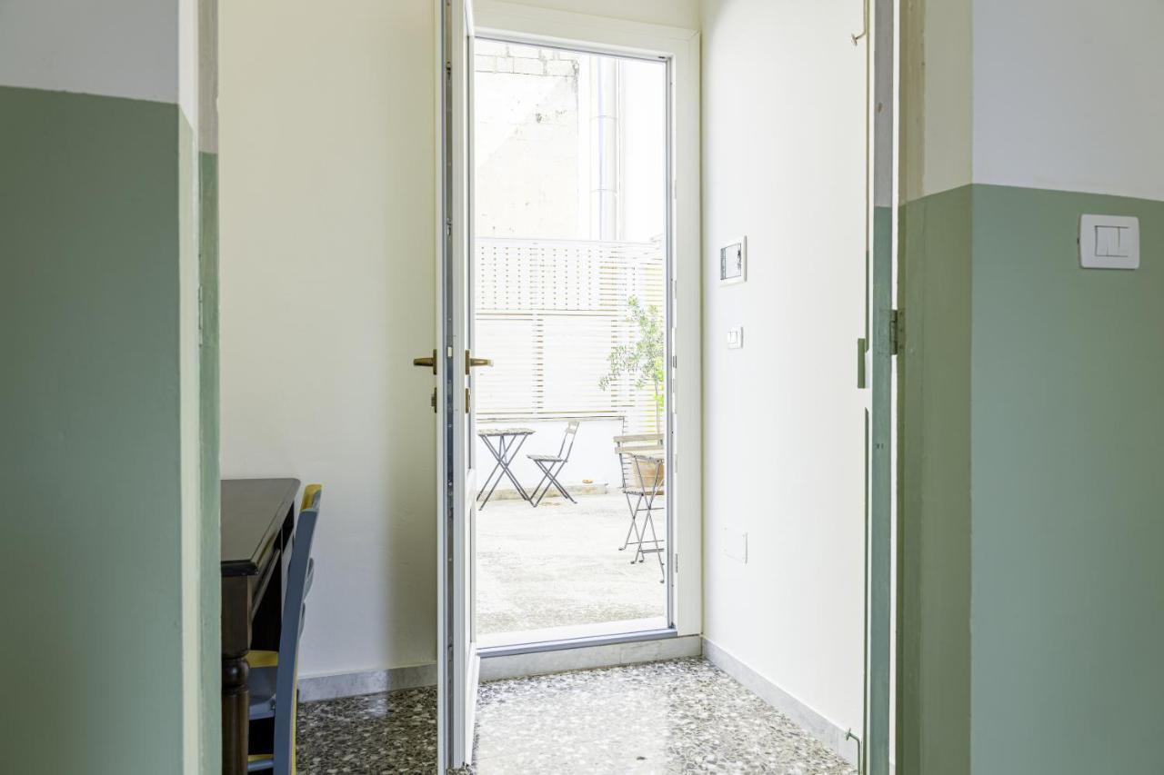 Palazzo Dante Bed & Breakfast Alliste Exterior foto
