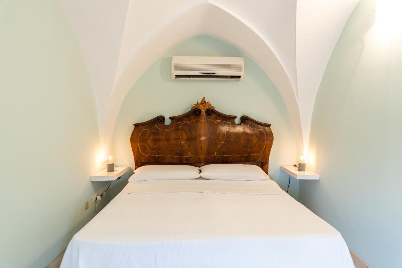 Palazzo Dante Bed & Breakfast Alliste Exterior foto